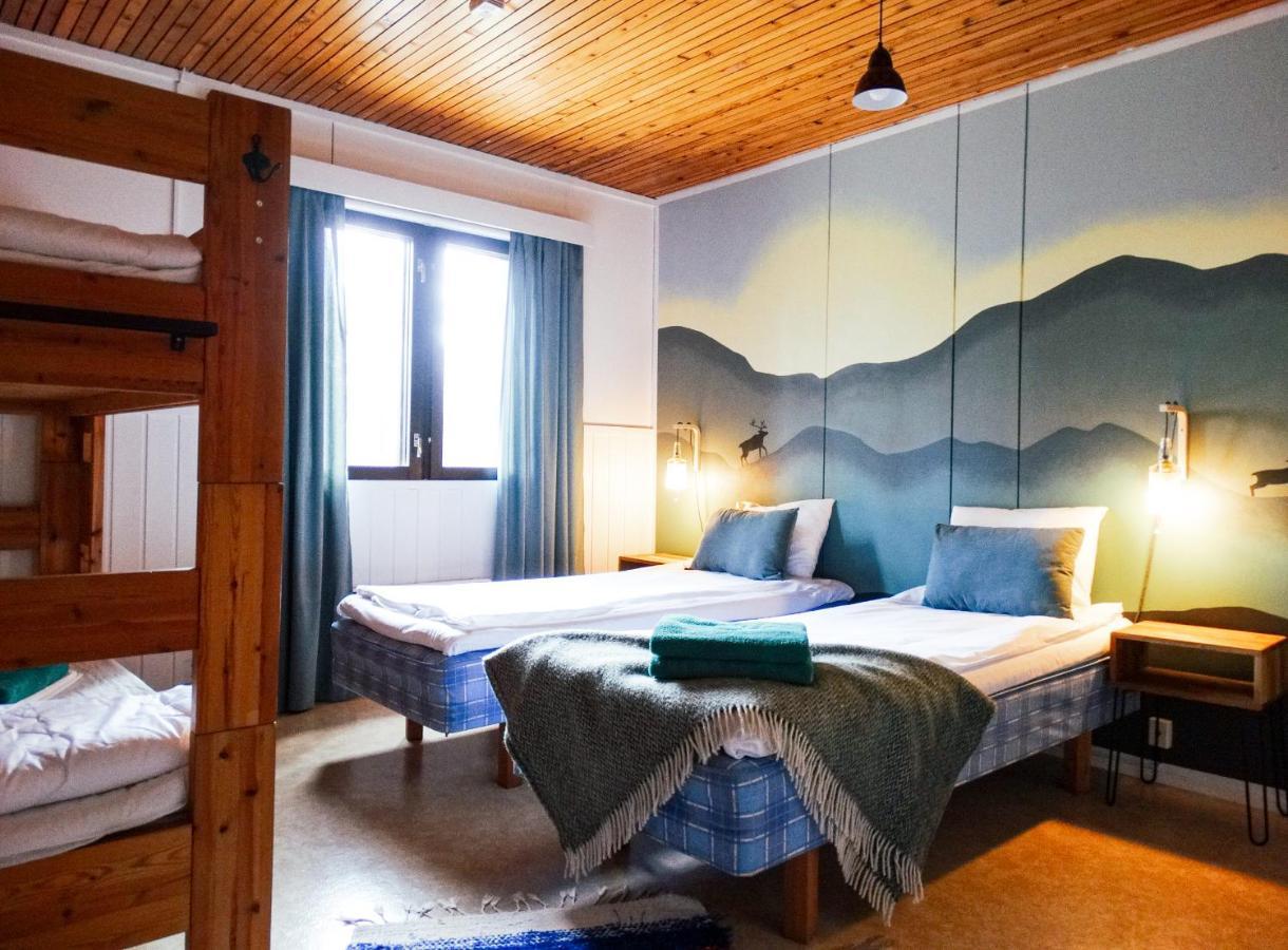 Silver Fox Hostel Akaslompolo Exterior photo